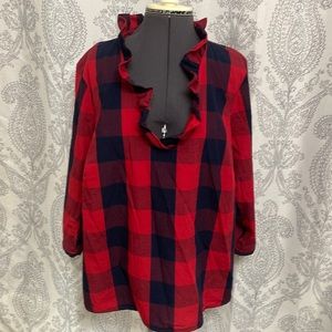 Crown & ivy curvy 1x top